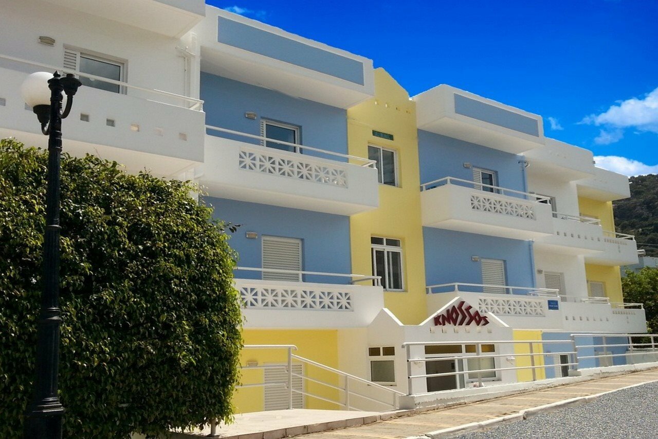 Фото отеля 1