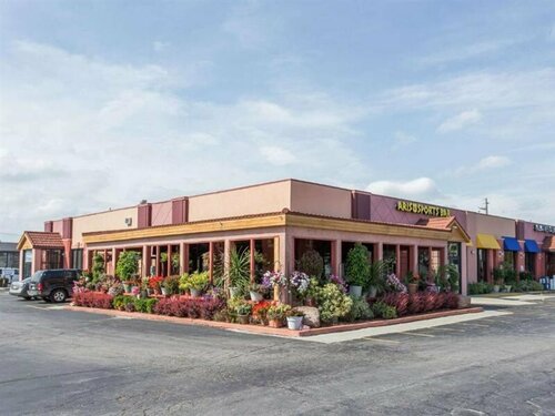 Гостиница Days Inn by Wyndham West Allis/Milwaukee