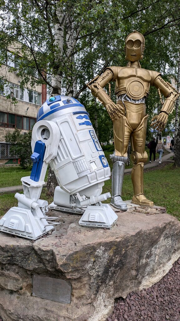 Genre sculpture Звёздные войны, Izhevsk, photo