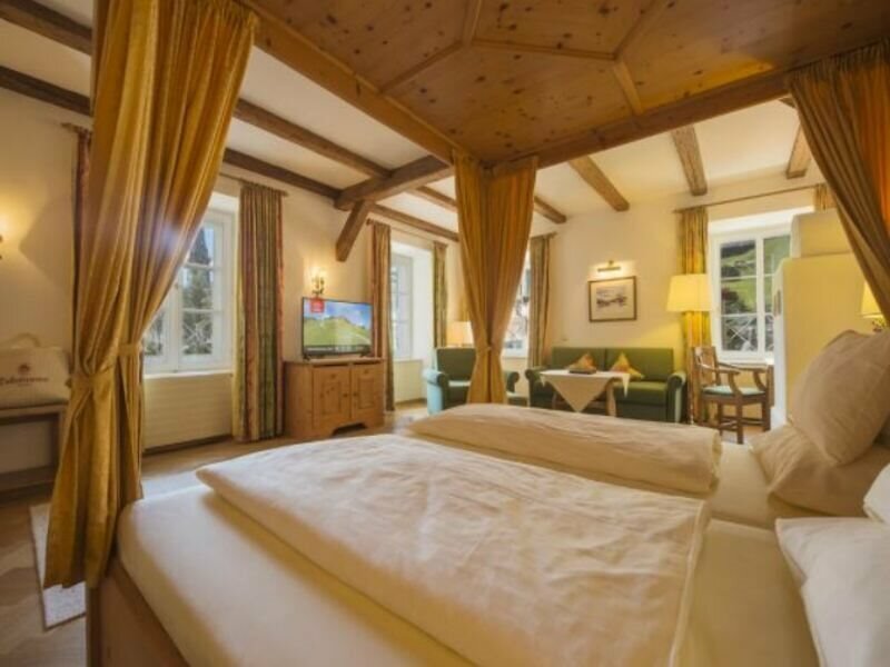 Фото Tiefenbrunner1810