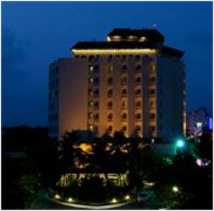 Гостиница Vivanta Ernakulam, Marine Drive