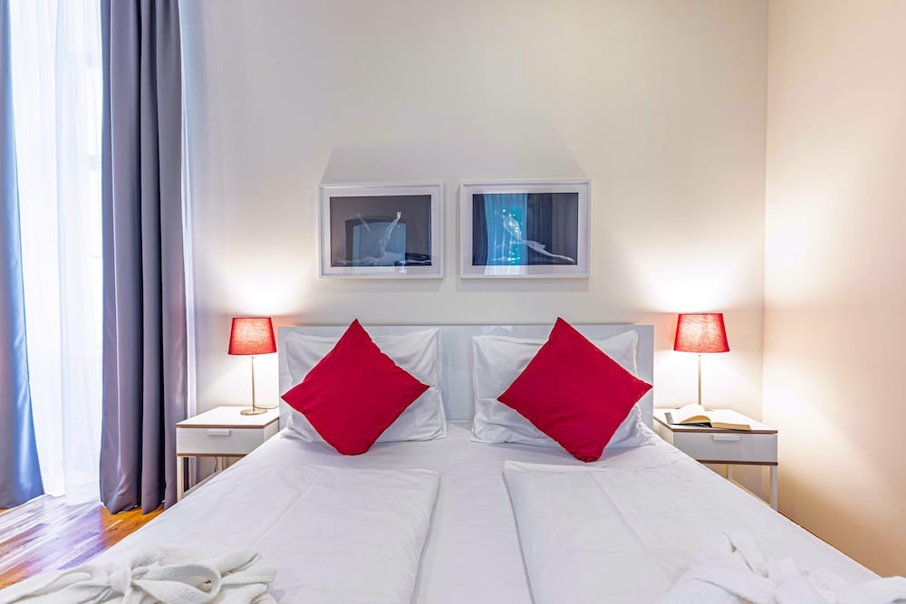 Фото The Levante Rathaus Apartments