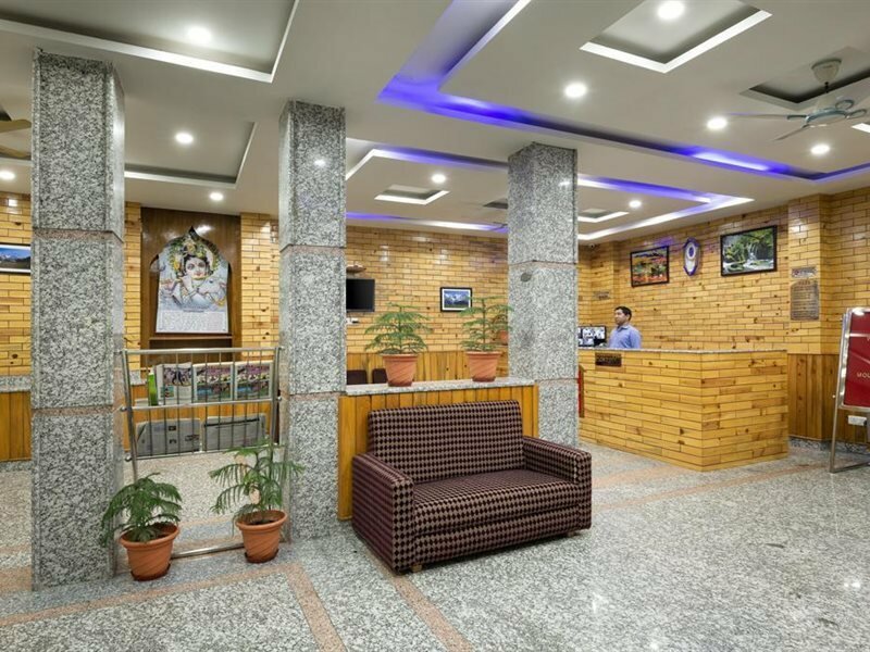 Фото отеля 2