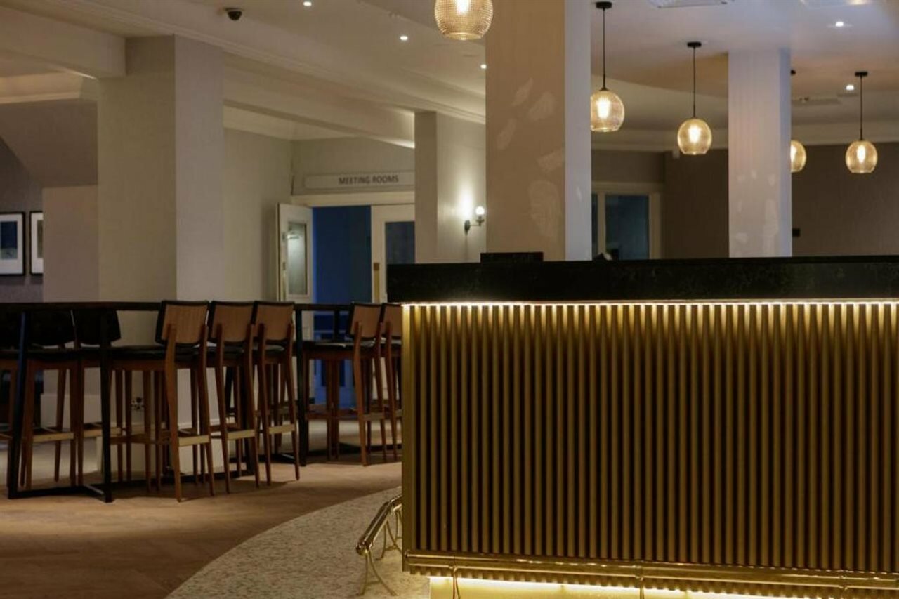 Фото DoubleTree by Hilton London Elstree