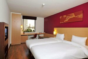 Гостиница Ibis Bangkok Riverside