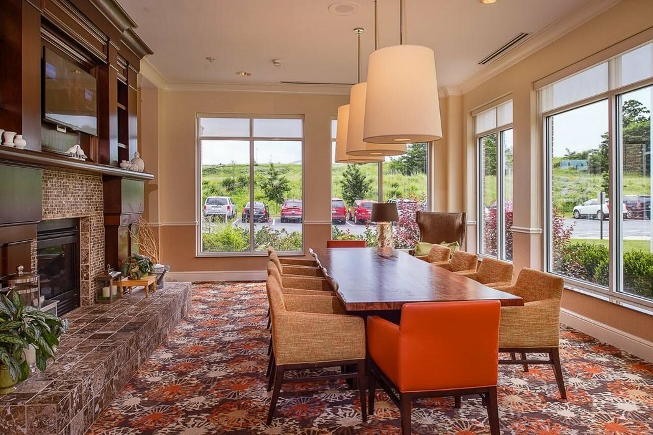 Фото Hilton Garden Inn St. Louis Airport