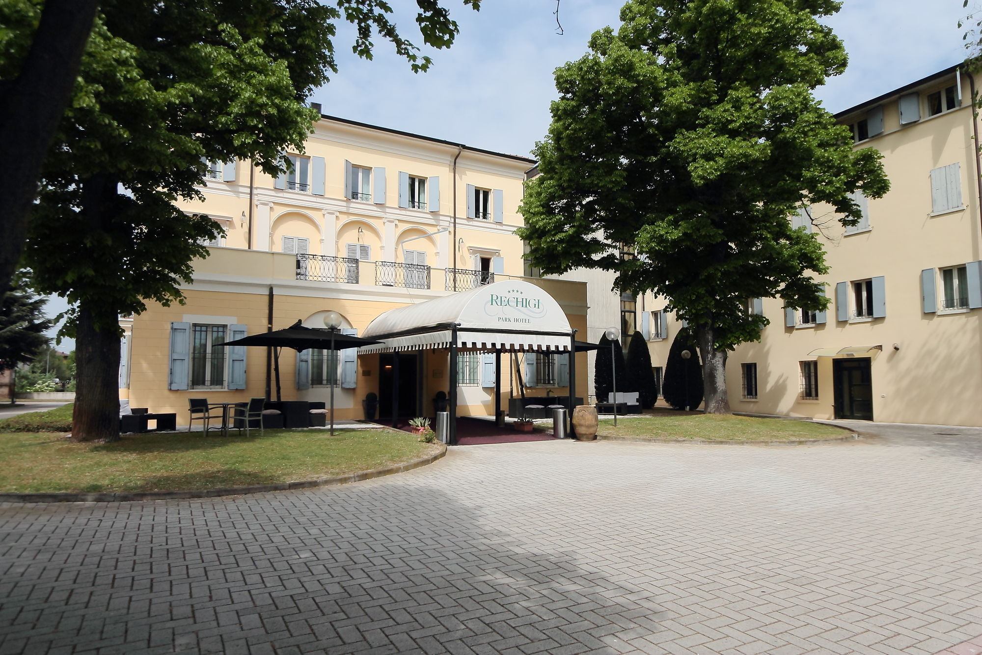 Фото Rechigi Park Hotel