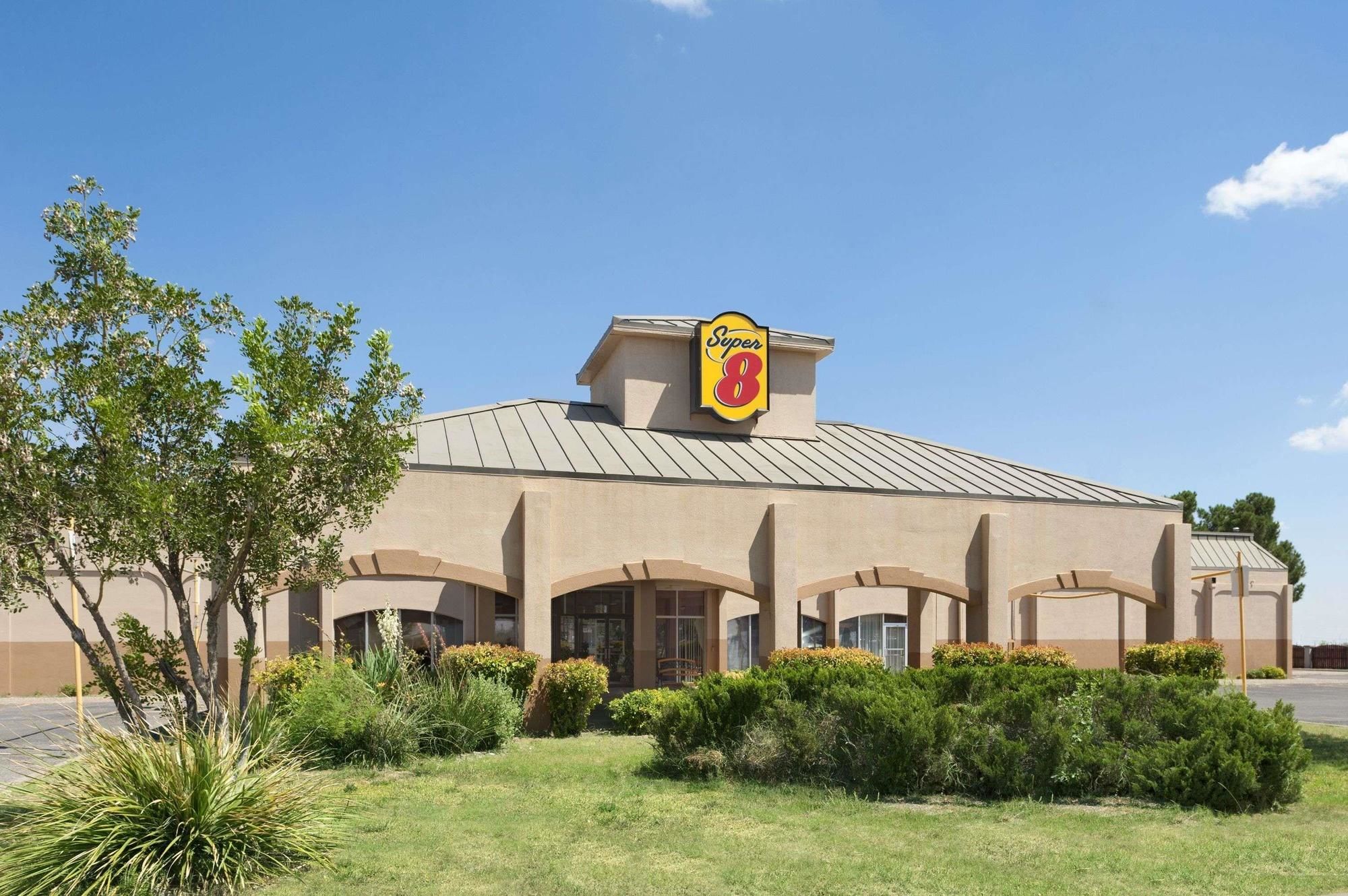 Фото Super 8 by Wyndham Ft Stockton