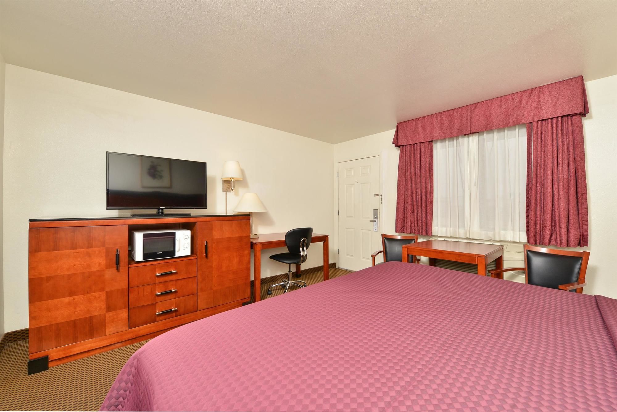 Фото Best Western Executive Inn