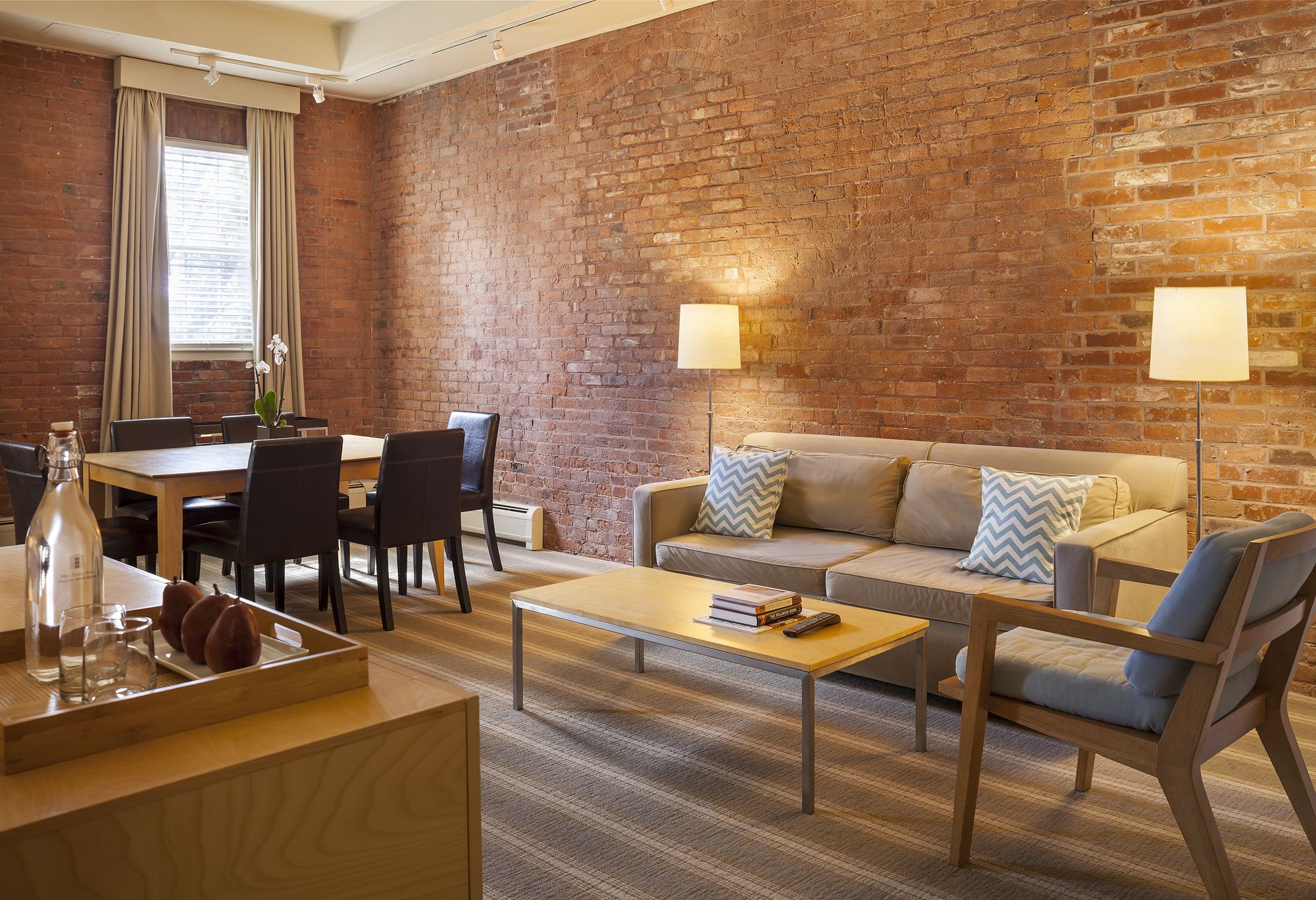 Фото Mill Street Inn