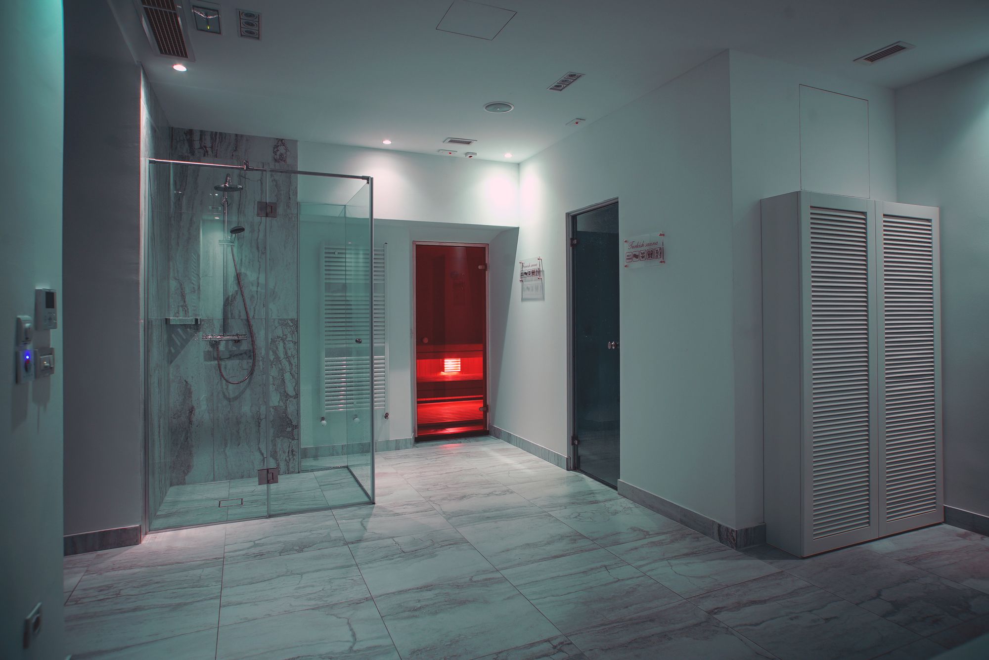 Фото Le Premier Boutique Hotel