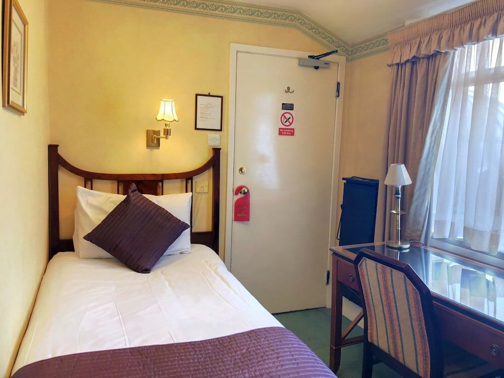 Фото The Diplomat Hotel