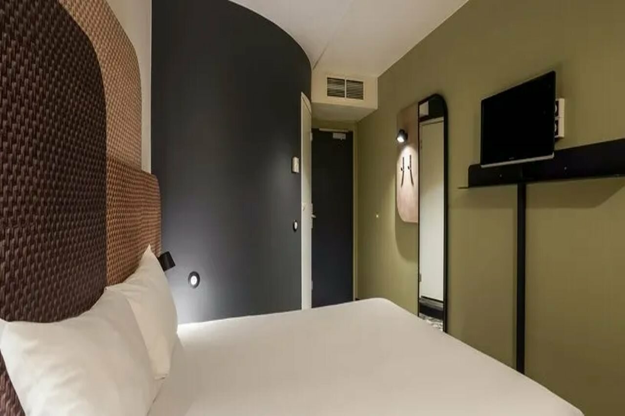 Фото B&b Hotel Arras Centre les places