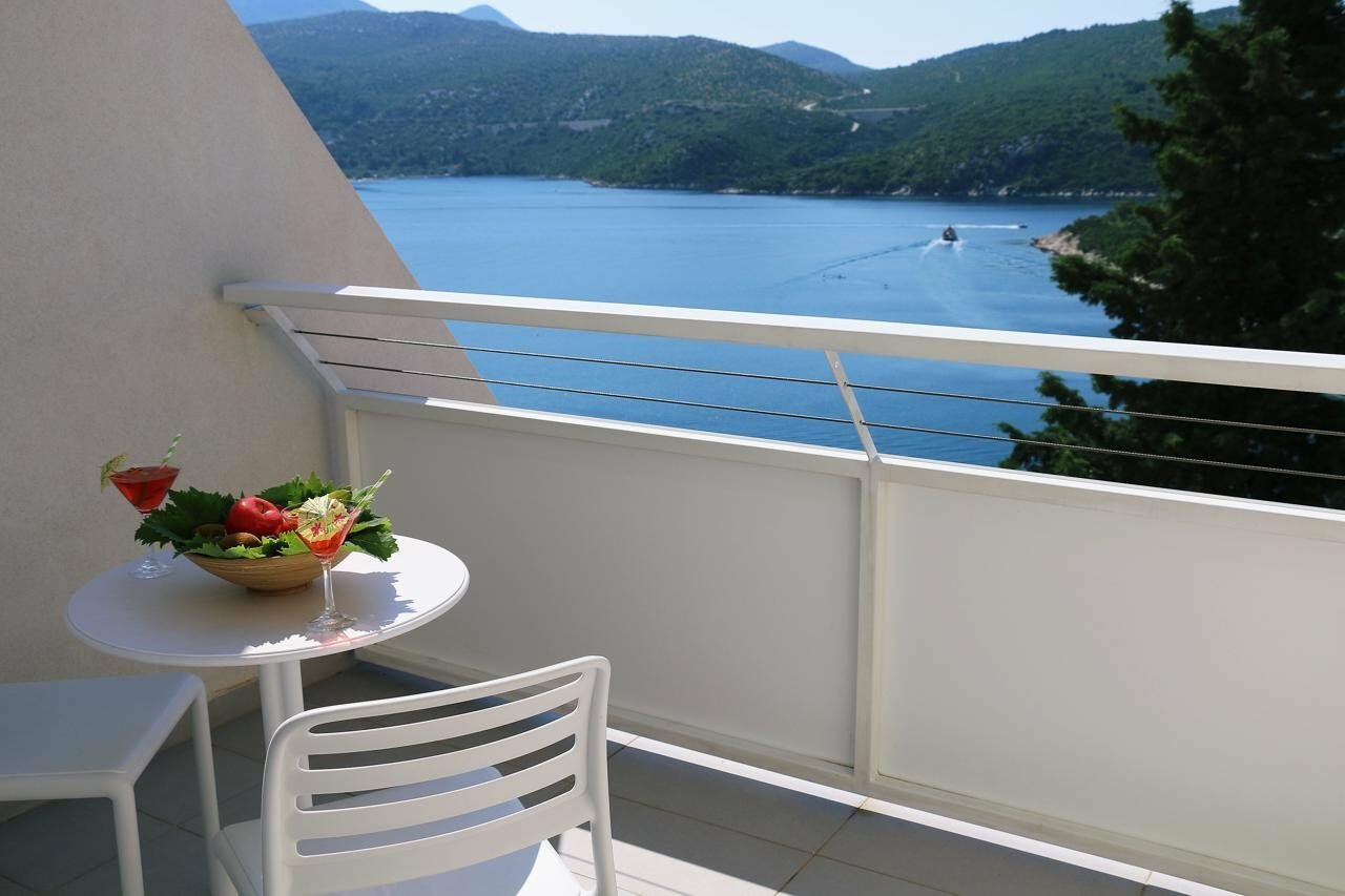 Фото Hotel Osmine