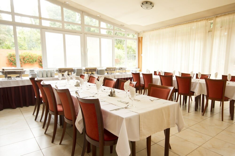 Фото Alfa Art Hotel