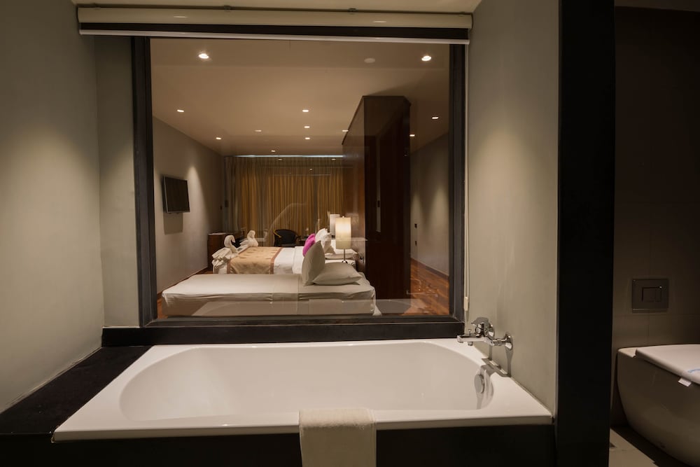 Фото The Swiss Residence