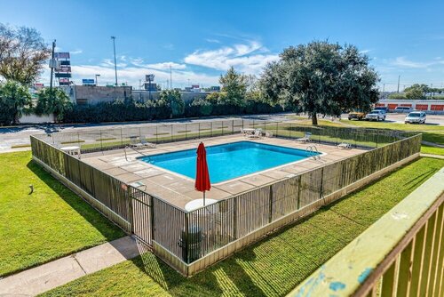 Гостиница Oyo Hotel Houston Southwest I-69 в Стаффорде