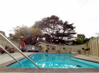 Фото Monterey Peninsula Inn