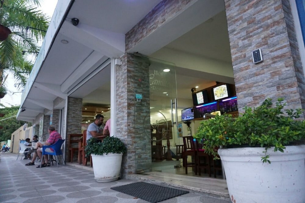 Фото Hotel Restaurant Hamilton Beach Resort