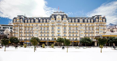 Гостиница Fairmont Le Montreux Palace в Монтре