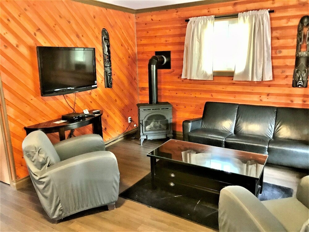 Фото Hush Lodge & Cottages