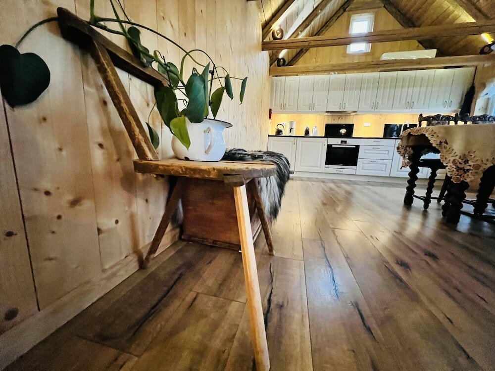 Фото Greystone House - Historic - Unique