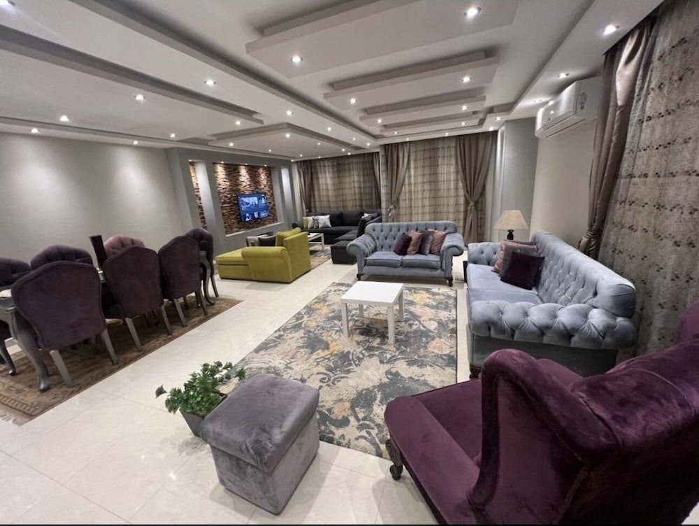 Фото Cozy and modern apartment