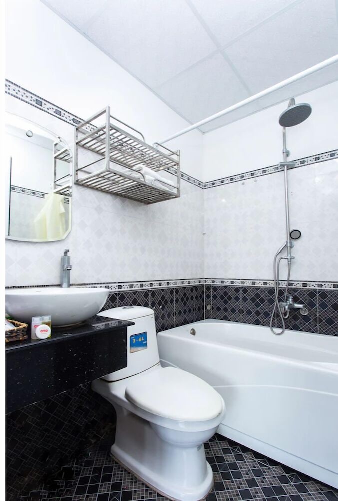 Фото Oyo 553 Truong Giang Hotel