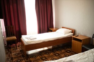 Onezhskij (Medvezhyegorsk, ulitsa Dzerzhinskogo, 2), hotel