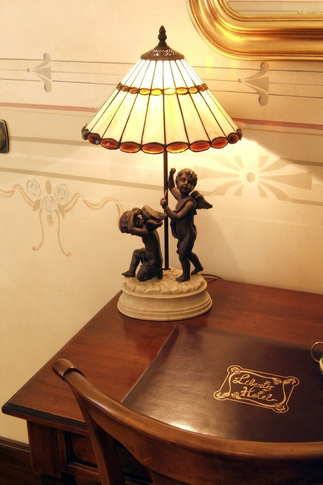 Фото 239423937680