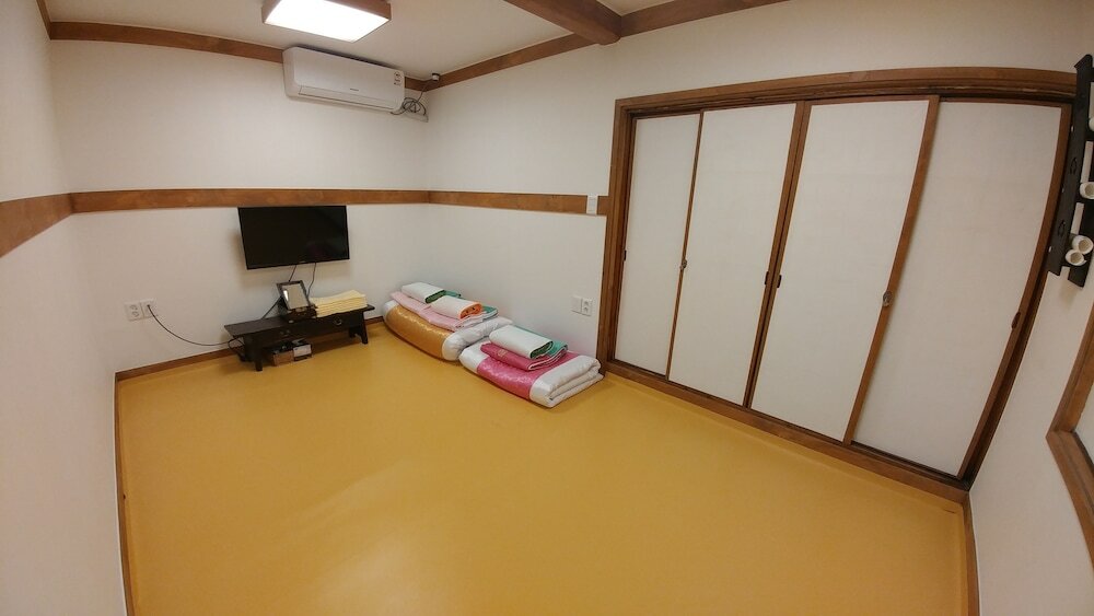 Фото Bukchon Sosunjae