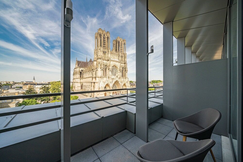 Фото La Caserne Chanzy Hotel & SPA, Autograph Collection