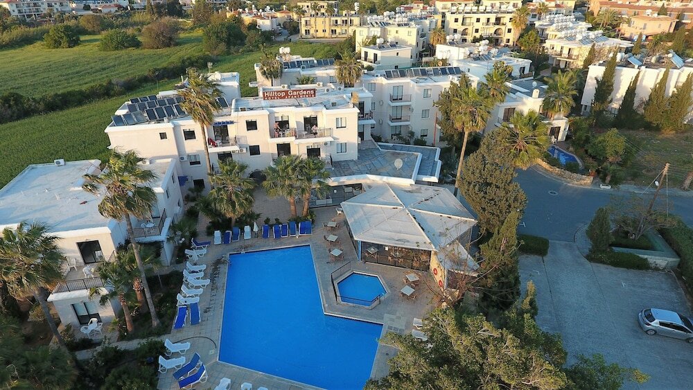 Фото Hilltop Gardens