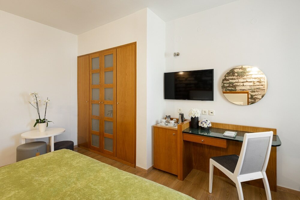 Фото City Hotel