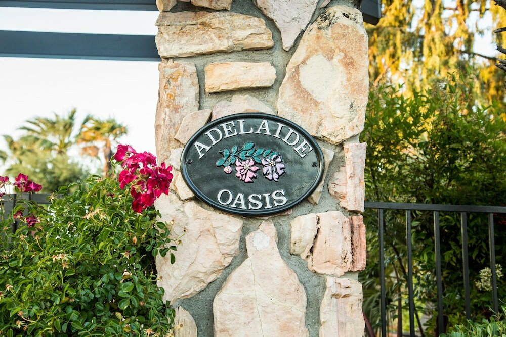 Фото Adelaide Inn