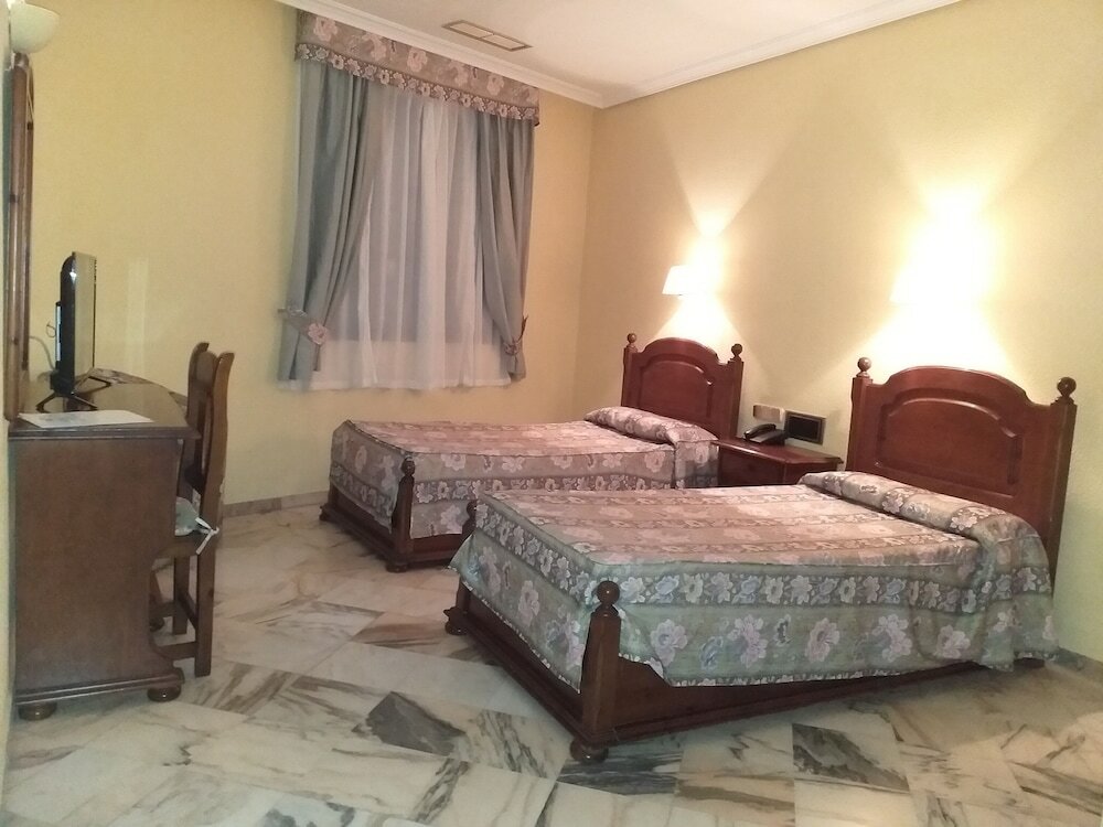 Фото Hotel Anfiteatro Romano