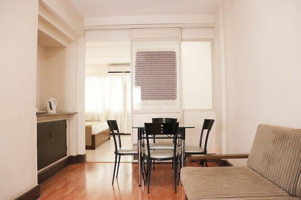 Фото Hotel Ivory Tower