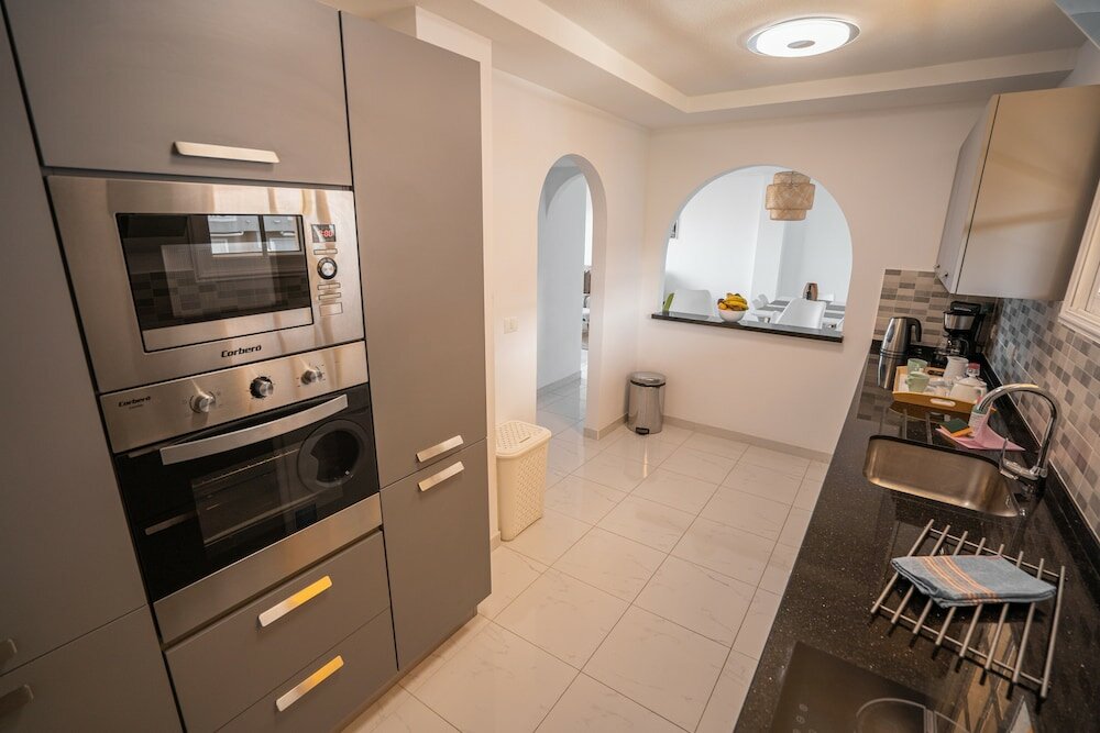 Фото El Marques Palace by Intercorp Hotel Group