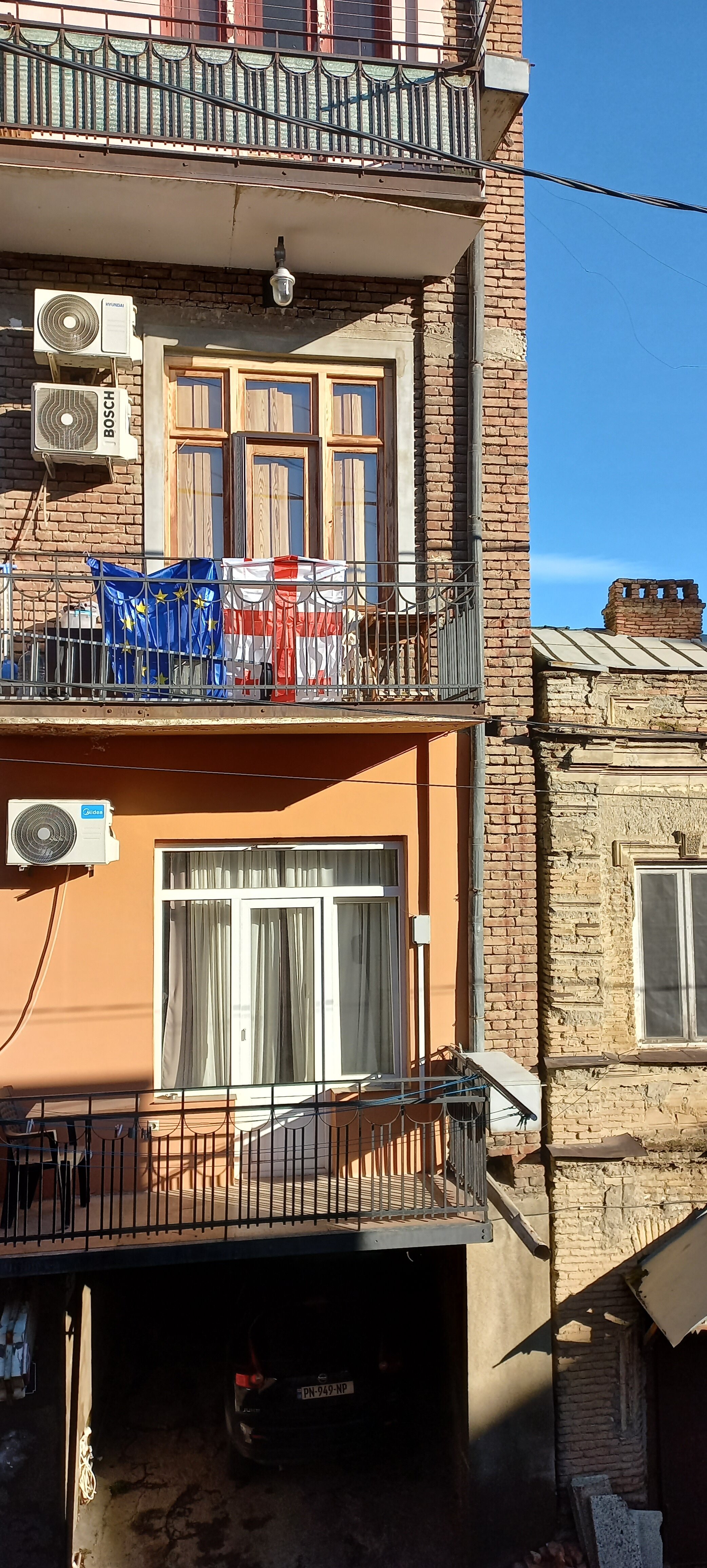 Фото Rustaveli Palace