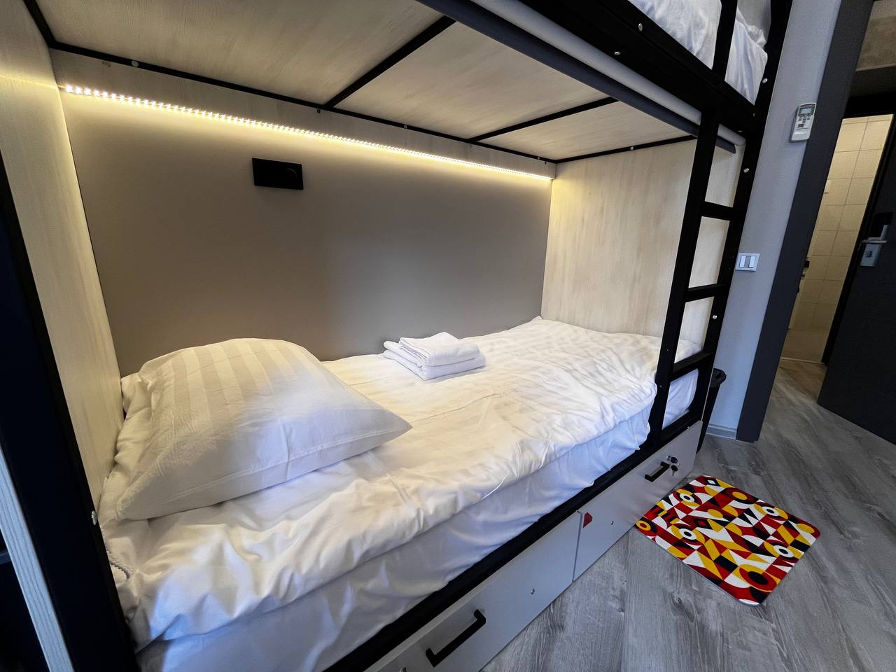 Фото В центре