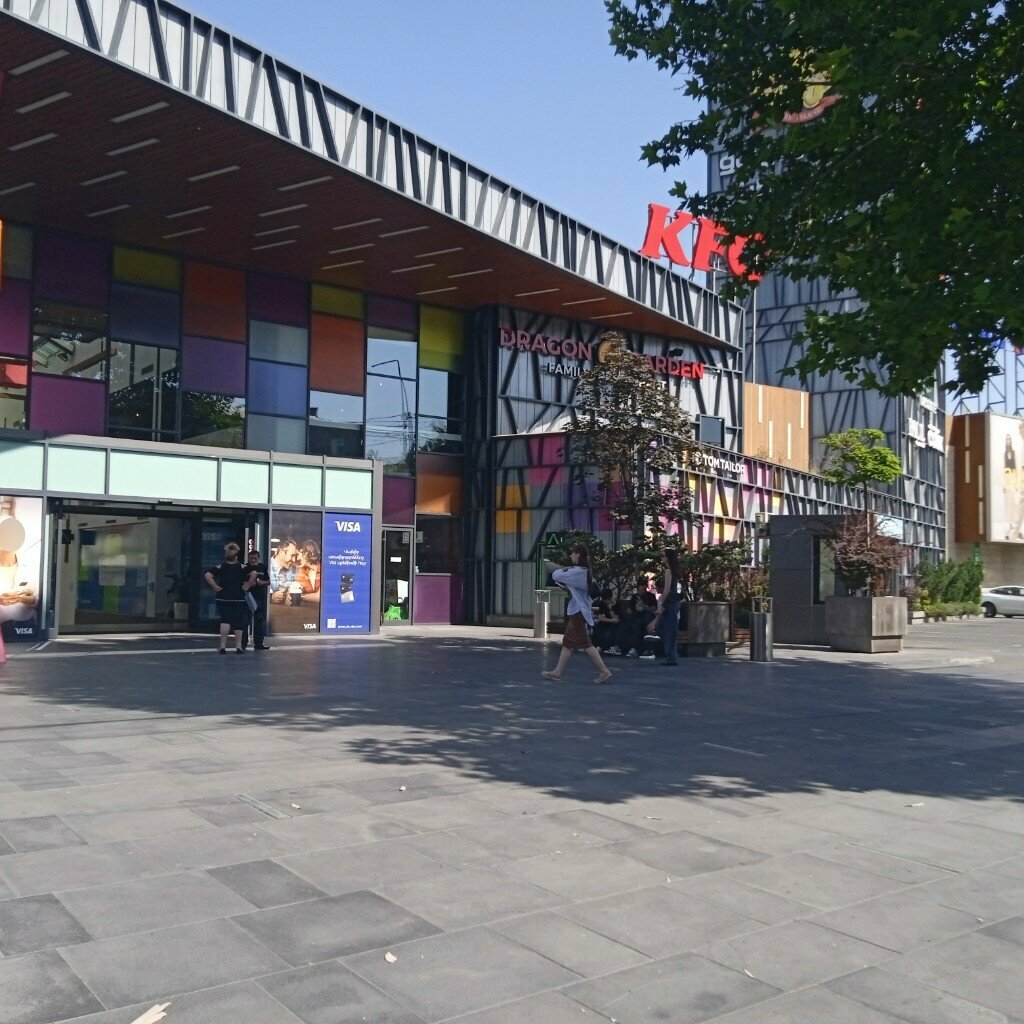 Clothing store Cortigiano in Bottega, Yerevan, photo