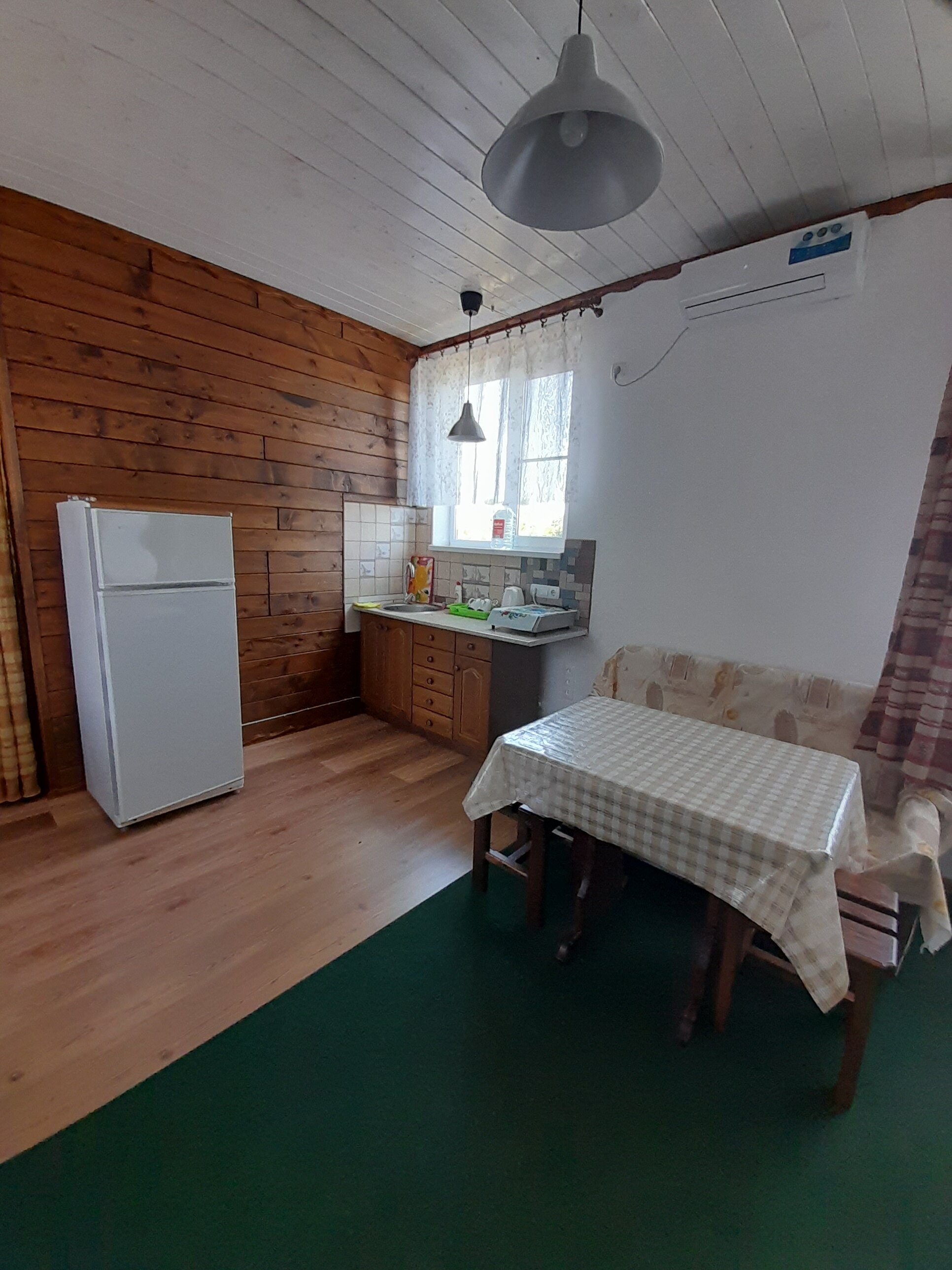 Фото Дом у дома на Энгельса