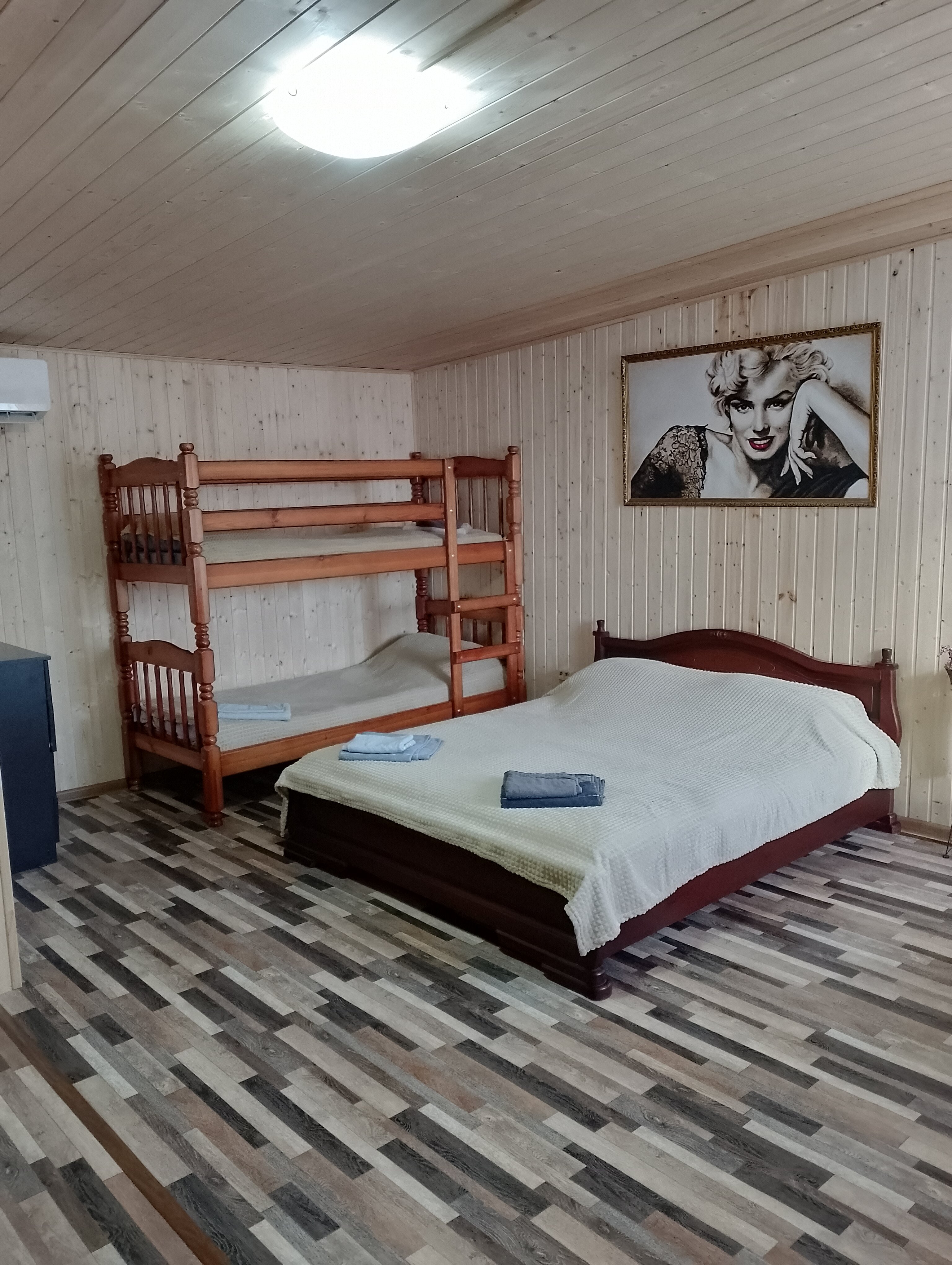 Фото Левада