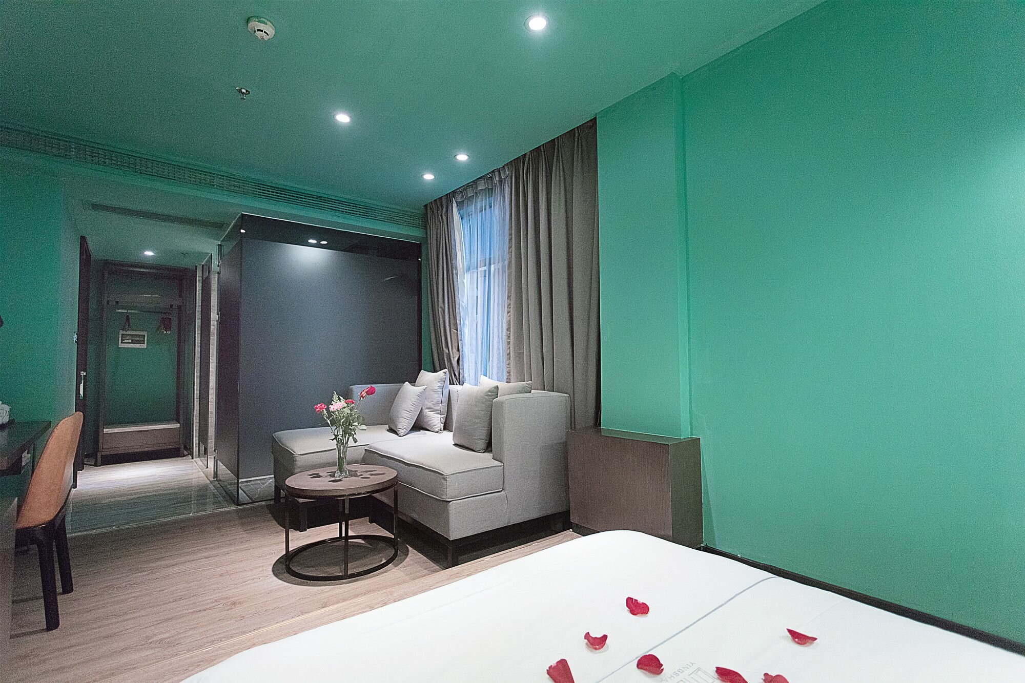 Фото Insail Hotels East Railway Station Shenzhen