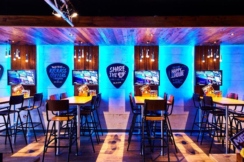 Фото Oasis Female-Only Hostel, London Bridge