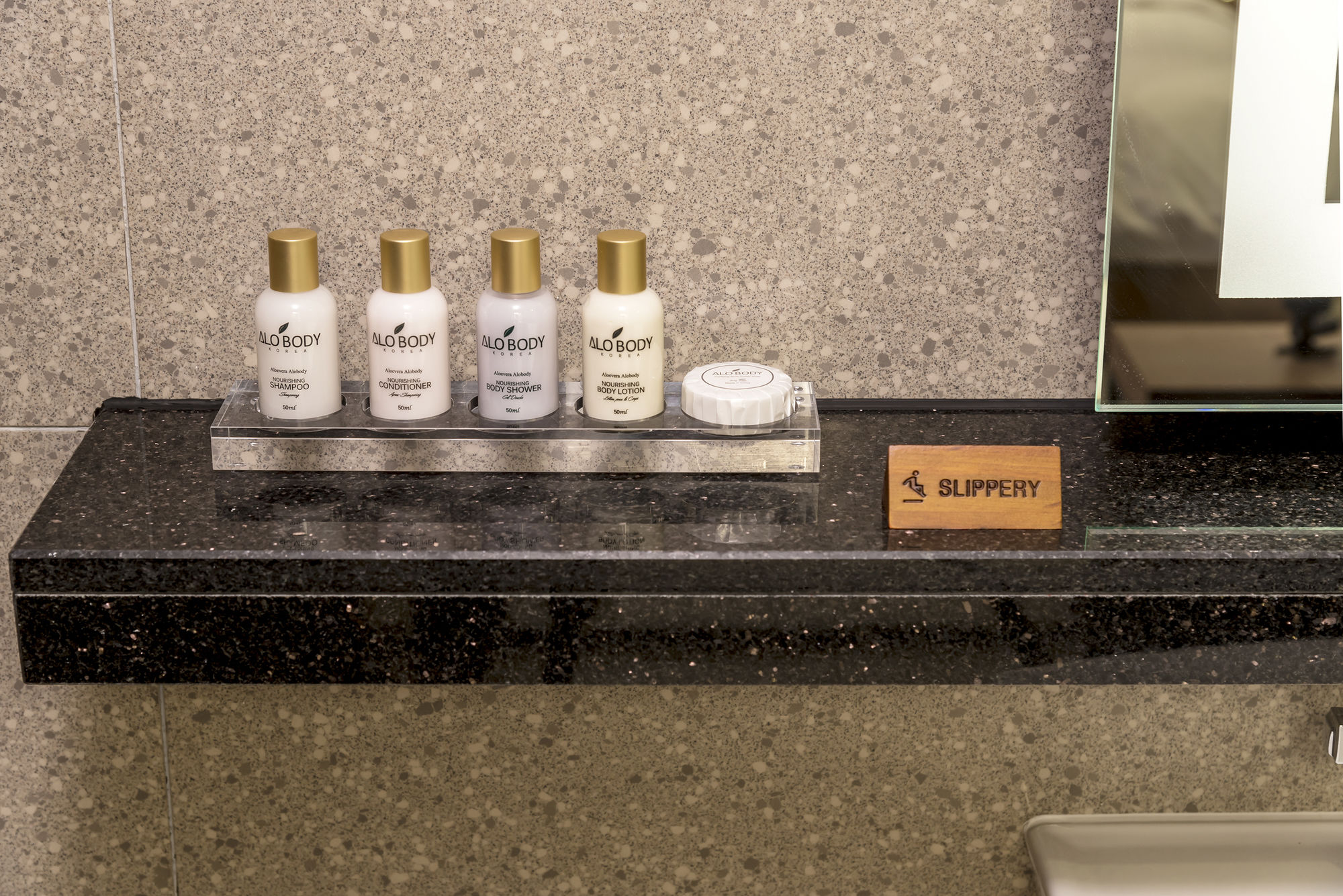 Фото Capace Hotel