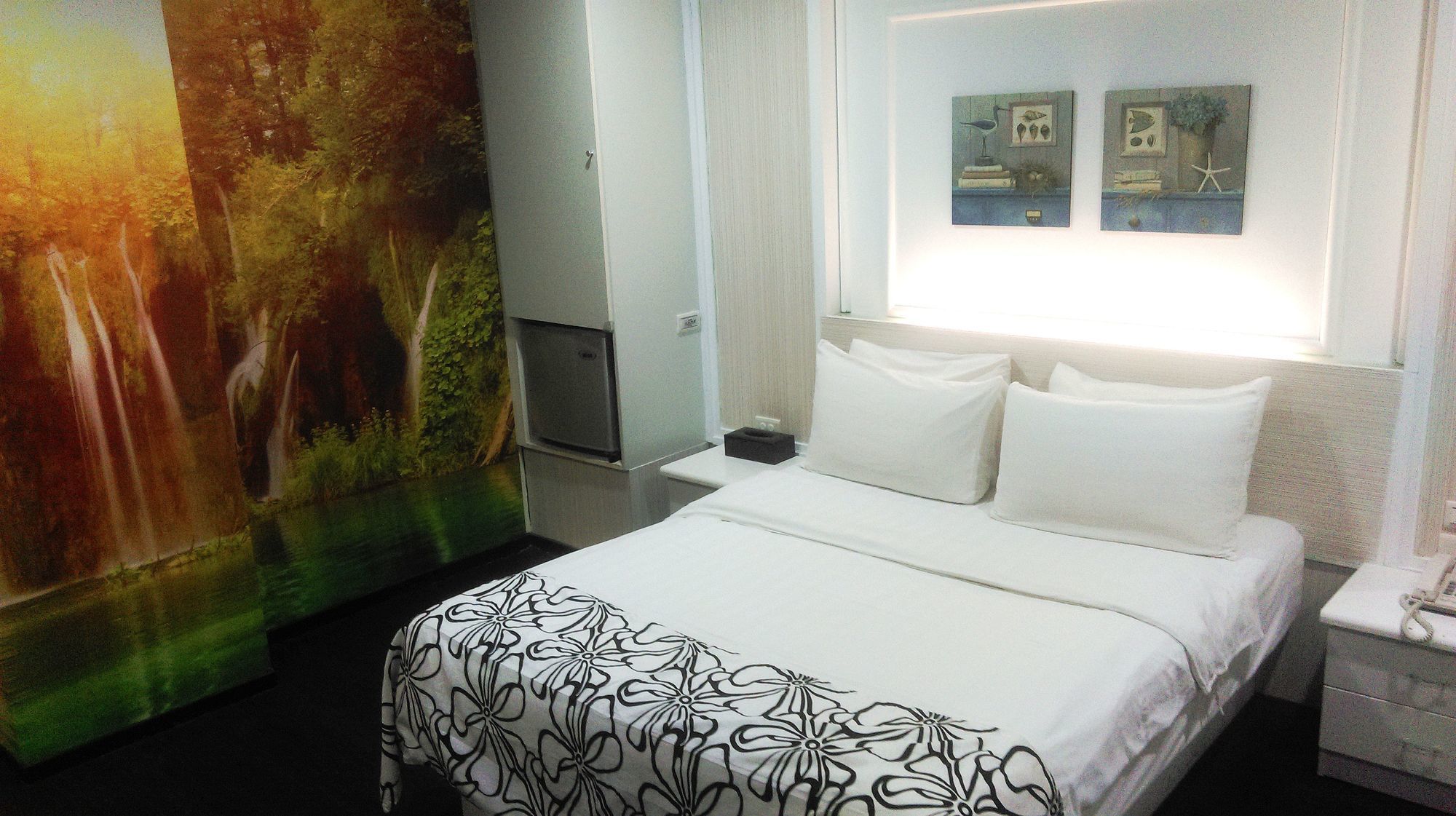 Фото HeYue Hotel