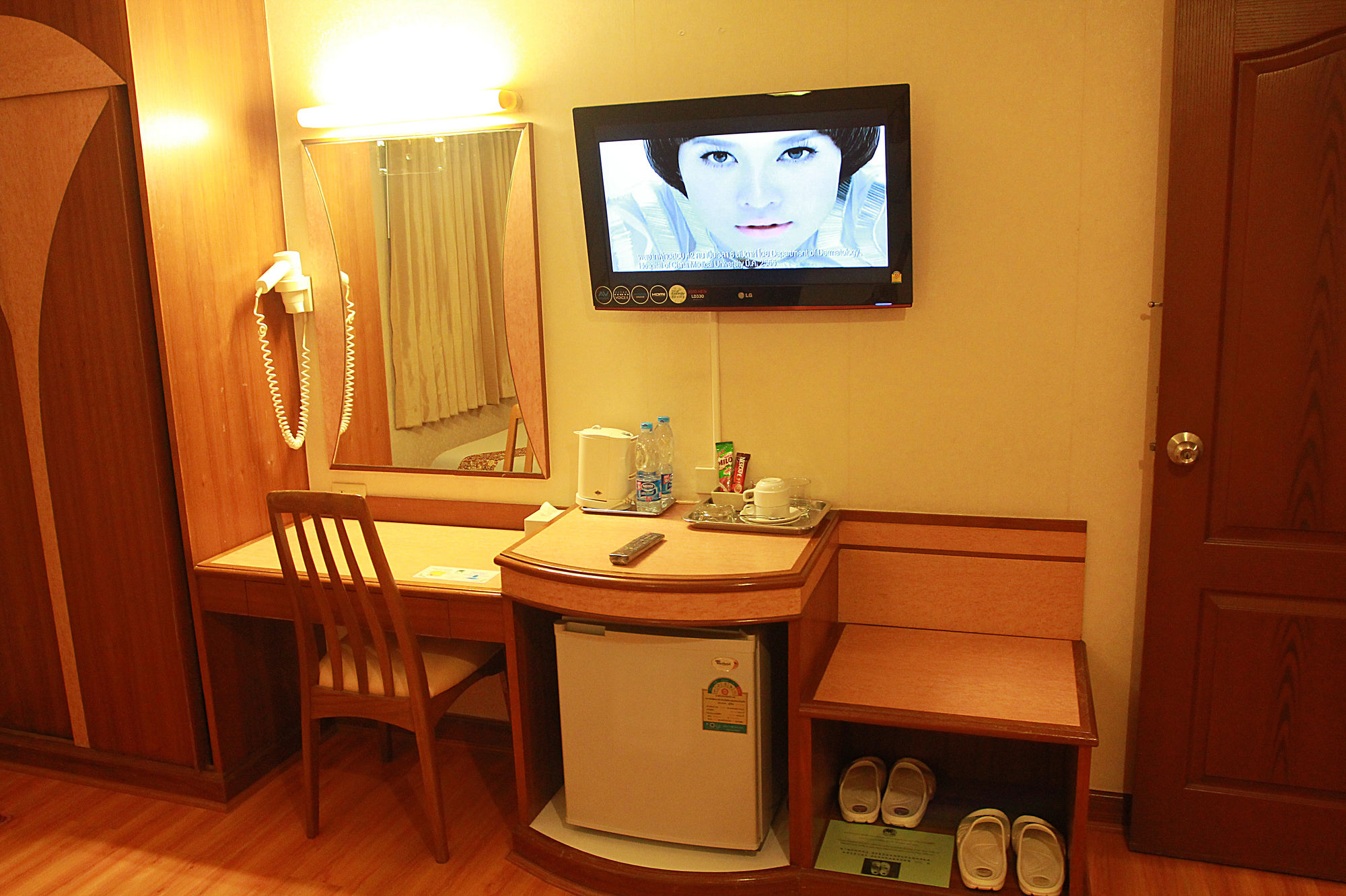 Фото Sakol Hotel