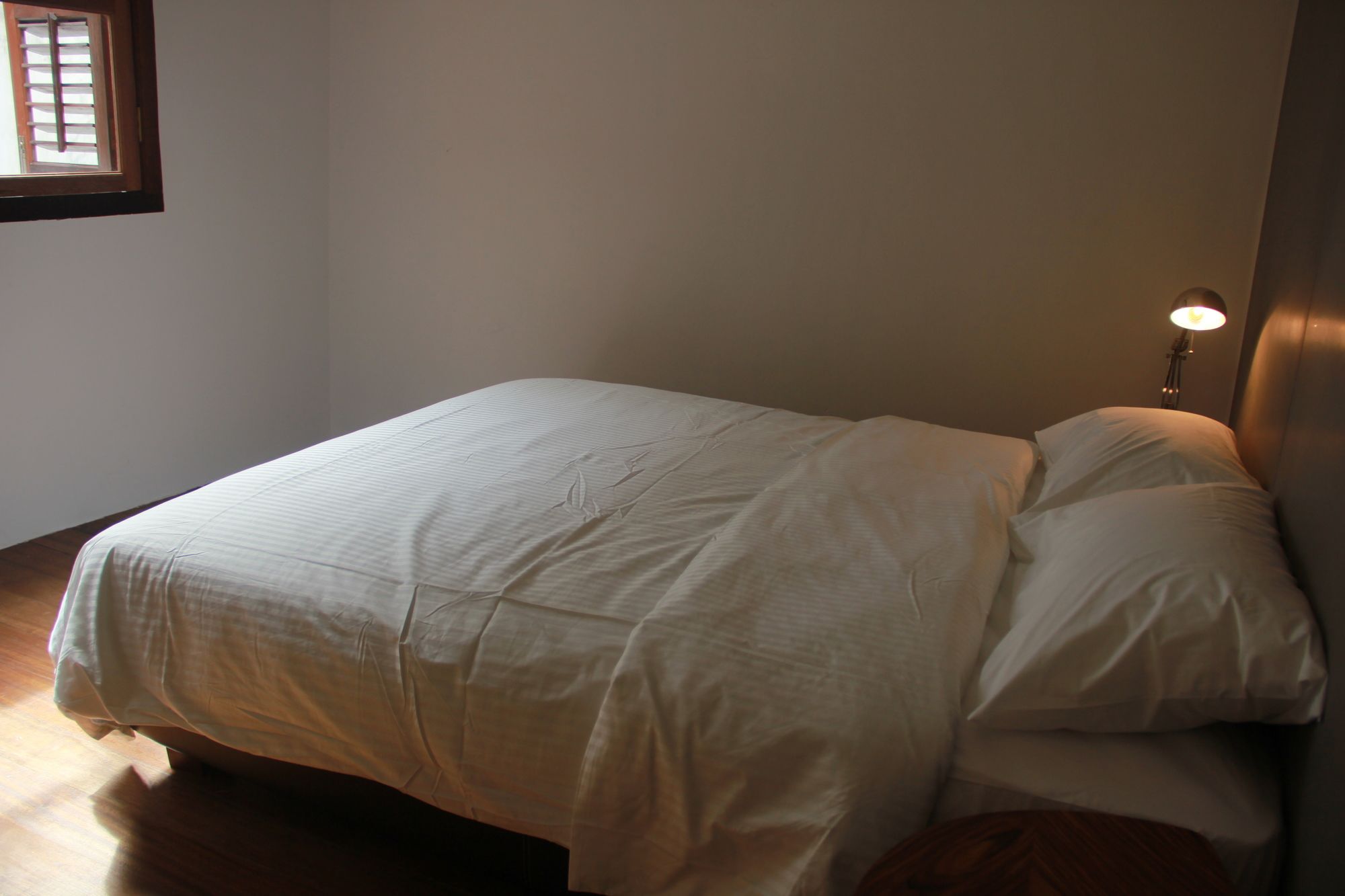 Фото The 80's Guesthouse - Hostel