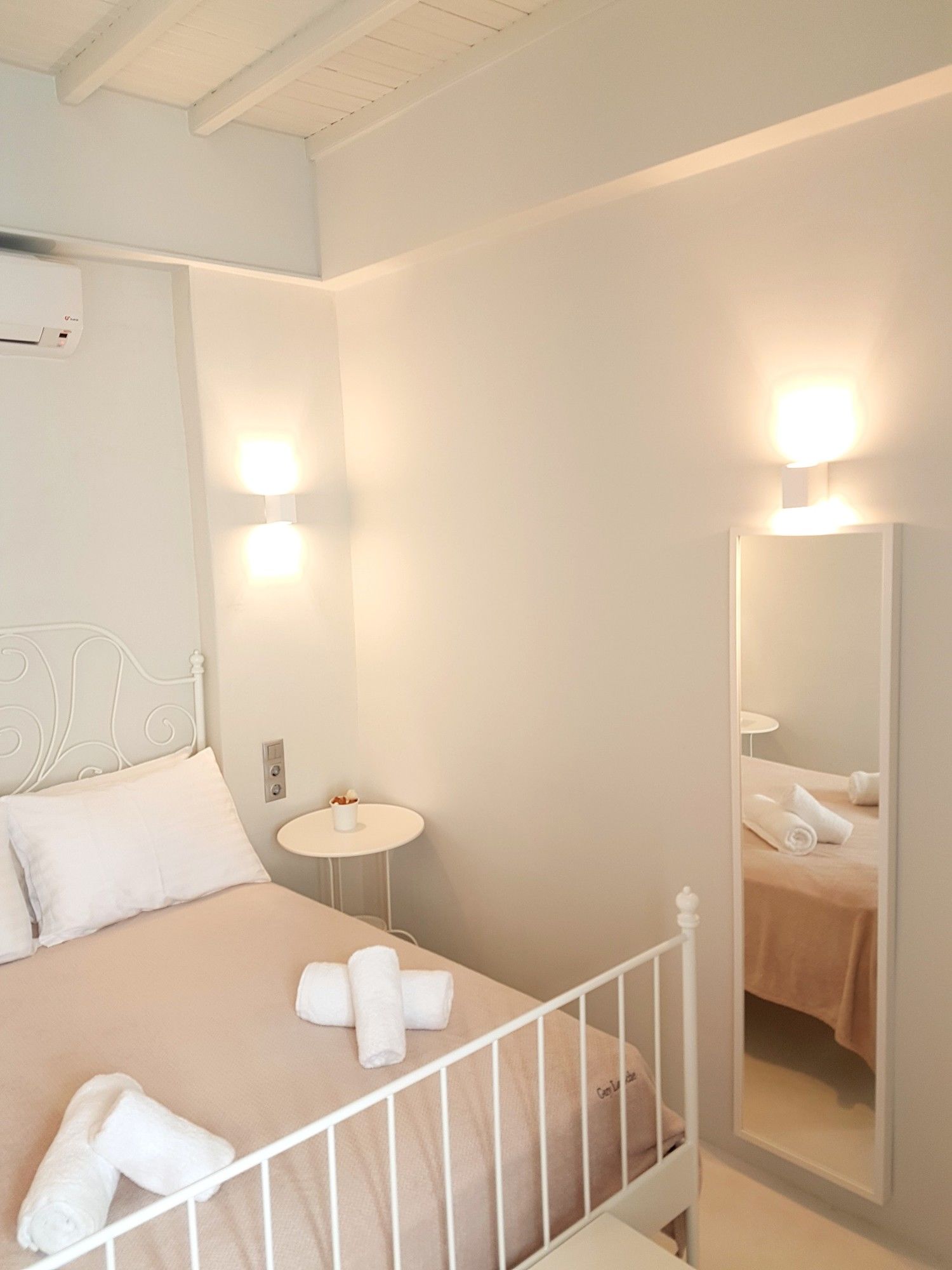 Фото Hotel Lefteris